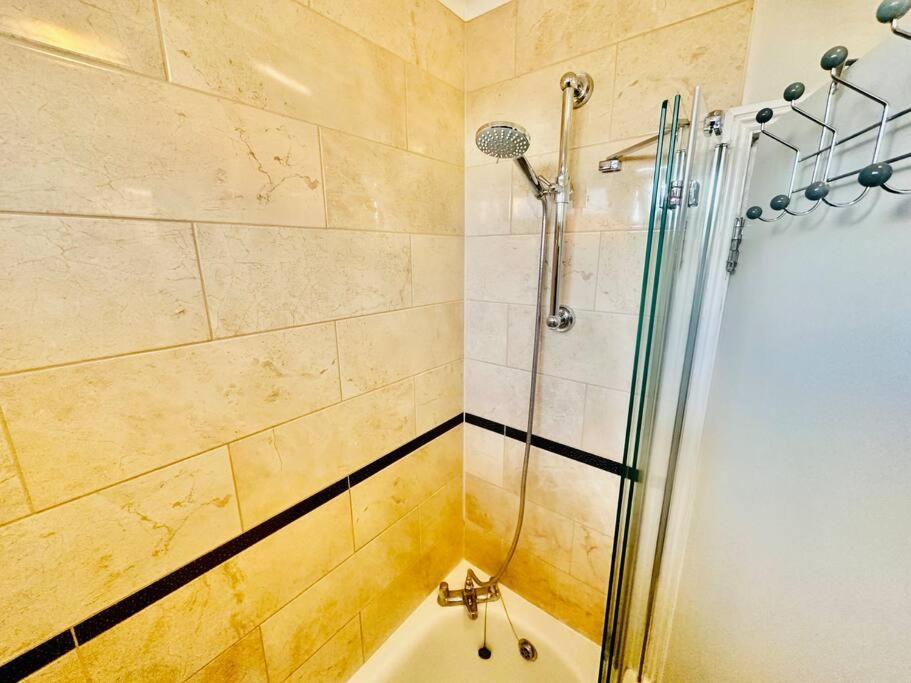 3 Bed Sky Apartment Se15 Peckham London Exteriör bild
